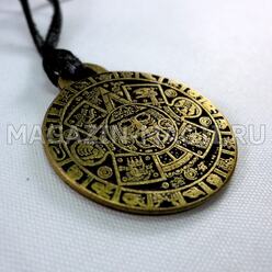 El amuleto "Calendario azteca"