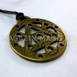 The amulet "squaring the circle"